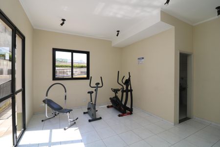 Apartamento para alugar com 69m², 2 quartos e 1 vagaÁrea comum - Academia