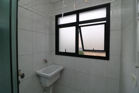 Apartamento para alugar com 69m², 2 quartos e 1 vagaÁrea de Serviço