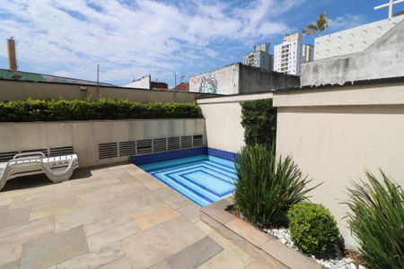 Apartamento para alugar com 69m², 2 quartos e 1 vagaÁrea comum - Piscina