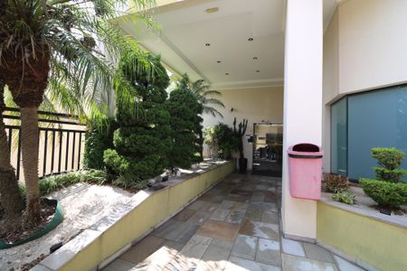 Apartamento para alugar com 69m², 2 quartos e 1 vagaÁrea externa