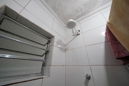 Casa para alugar com 100m², 3 quartos e sem vagaBanheiro