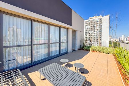Studio à venda com 34m², 1 quarto e sem vaga Studio à venda com 34m², 1 quarto e sem vagaRooftop