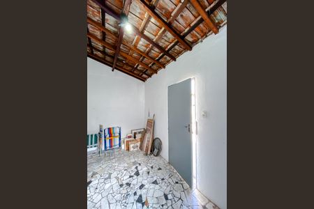 Casa à venda com 170m², 5 quartos e 1 vaga Casa à venda com 170m², 5 quartos e 1 vagaQuarto de Serviço