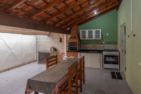 Casa de condomínio para alugar com 100m², 2 quartos e 2 vagasVaranda Gourmet