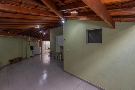 Casa de condomínio para alugar com 100m², 2 quartos e 2 vagasGaragem 
