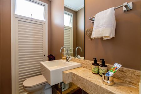 Apartamento para alugar com 159m², 3 quartos e 3 vagasLavabo