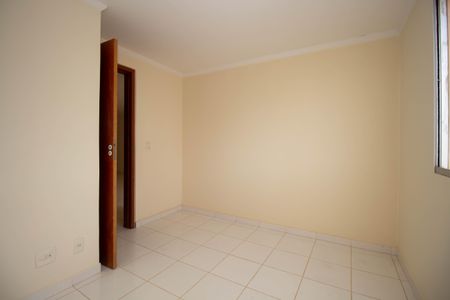 Apartamento para alugar com 58m², 2 quartos e 1 vagaQuarto 2