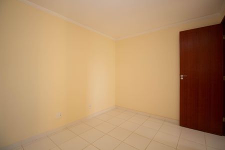 Quarto 2 de apartamento para alugar com 2 quartos, 58m² em Baia Norte, Brasília