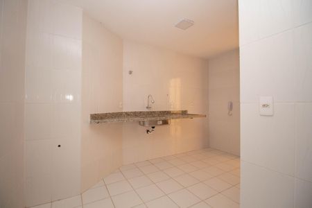 Apartamento para alugar com 58m², 2 quartos e 1 vaga Apartamento para alugar com 58m², 2 quartos e 1 vagaCozinha e Área de Serviço