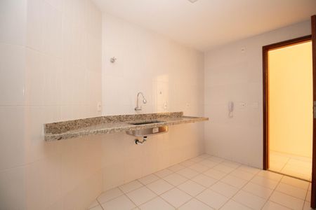 Apartamento para alugar com 58m², 2 quartos e 1 vaga Apartamento para alugar com 58m², 2 quartos e 1 vagaCozinha e Área de Serviço