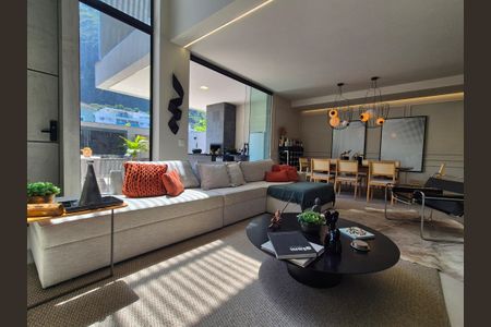 Casa de condomínio à venda com 325m², 3 quartos e 1 vaga Casa de condomínio à venda com 325m², 3 quartos e 1 vagaSala