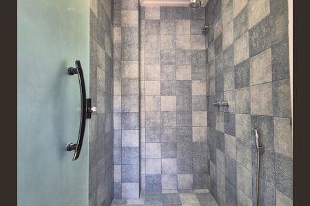 Casa de condomínio à venda com 325m², 3 quartos e 1 vaga Casa de condomínio à venda com 325m², 3 quartos e 1 vagaBanheiro