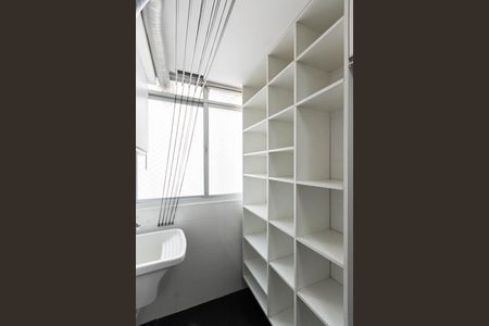 Apartamento à venda com 47m², 2 quartos e 1 vagaCozinha e Área de Serviço