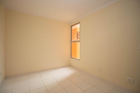 Quarto 1 de apartamento para alugar com 2 quartos, 58m² em Baia Norte, Brasília