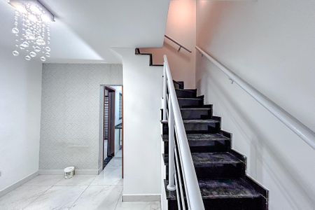 Casa de condomínio para alugar com 128m², 3 quartos e 1 vagaSala