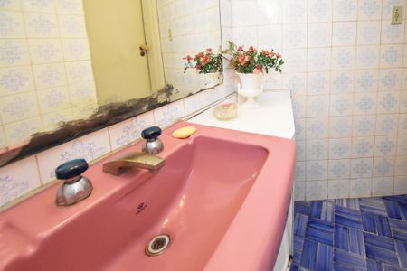 Casa à venda com 258m², 3 quartos e 2 vagaslavabo
