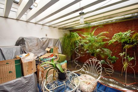 Casa à venda com 258m², 3 quartos e 2 vagasquintal sala de estar 2