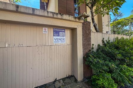 Casa à venda com 258m², 3 quartos e 2 vagasfachada casa