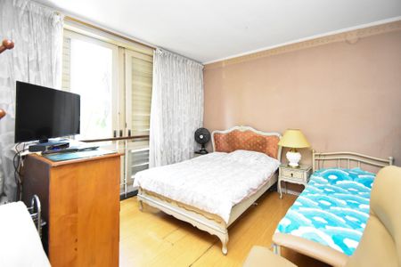 Casa à venda com 258m², 3 quartos e 2 vagasquarto 1