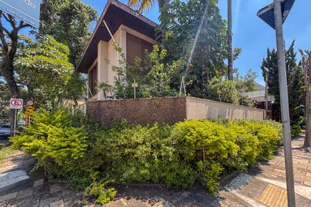Casa à venda com 258m², 3 quartos e 2 vagasfachada casa
