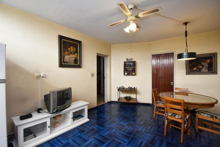 Casa à venda com 258m², 3 quartos e 2 vagassala de estar 2