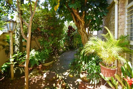 Casa à venda com 258m², 3 quartos e 2 vagasquintal