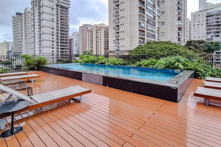 Apartamento à venda com 30m², 1 quarto e sem vagaÁrea comum - Piscina