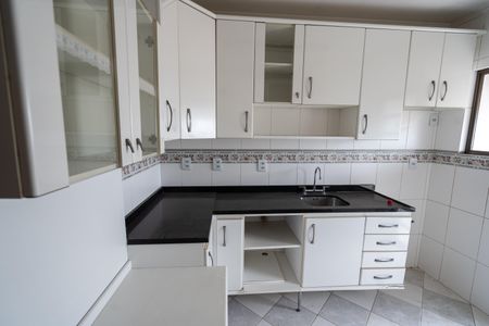 Casa de condomínio à venda com 105m², 3 quartos e 2 vagas Casa de condomínio à venda com 105m², 3 quartos e 2 vagasCozinha