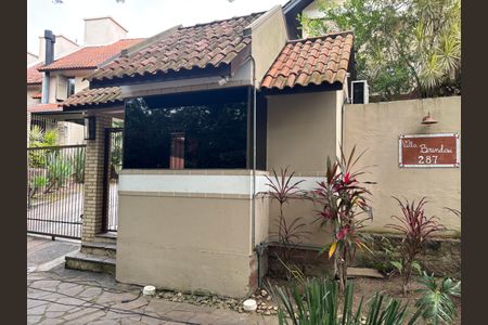 Casa de condomínio à venda com 105m², 3 quartos e 2 vagas Casa de condomínio à venda com 105m², 3 quartos e 2 vagasPortaria