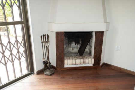 Casa de condomínio à venda com 105m², 3 quartos e 2 vagas Casa de condomínio à venda com 105m², 3 quartos e 2 vagasSala