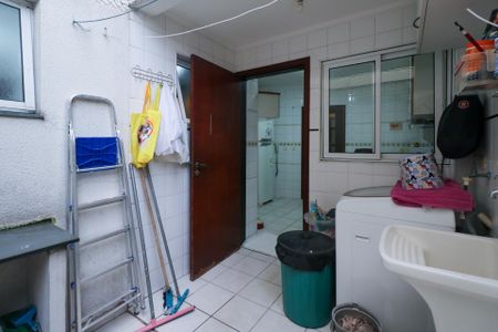 Apartamento à venda com 74m², 2 quartos e 1 vaga Apartamento à venda com 74m², 2 quartos e 1 vagaÁrea de Serviço