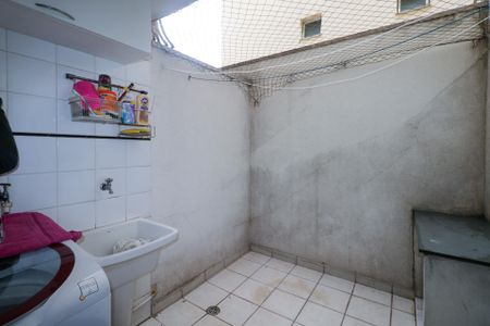 Apartamento à venda com 74m², 2 quartos e 1 vaga Apartamento à venda com 74m², 2 quartos e 1 vagaÁrea de Serviço