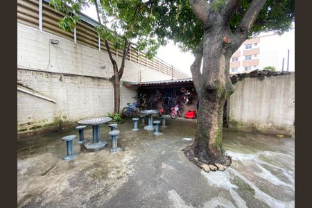 Apartamento à venda com 55m², 2 quartos e 1 vagaÁrea comum