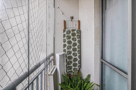 sacada_3 de apartamento à venda com 2 quartos, 48m² em Vila Liviero, São Paulo