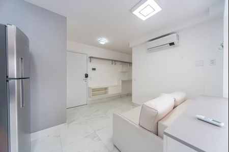 Sala de apartamento para alugar com 2 quartos, 47m² em Jardim Bela Vista, Santo André