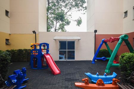 Apartamento para alugar com 48m², 2 quartos e 1 vaga Apartamento para alugar com 48m², 2 quartos e 1 vagaPlayground