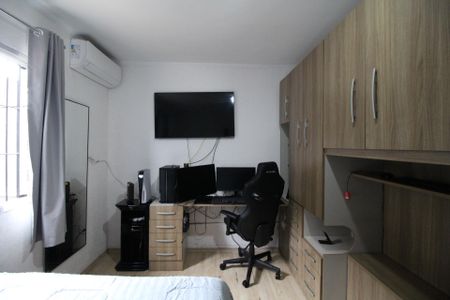 Casa à venda com 218m², 3 quartos e 2 vagas Casa à venda com 218m², 3 quartos e 2 vagasQuarto 3