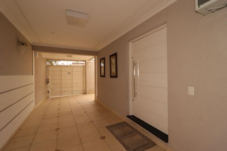 Casa à venda com 230m², 3 quartos e 3 vagasGaragem