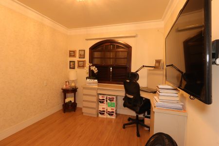 Casa à venda com 230m², 3 quartos e 3 vagasQuarto 2