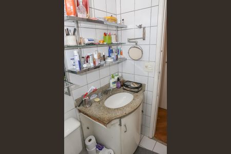 Apartamento à venda com 97m², 3 quartos e 2 vagasBanheiro da Suíte