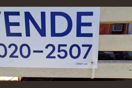 Casa à venda com 98m², 3 quartos e 4 vagasCódigo plaquinha ZWMT-146