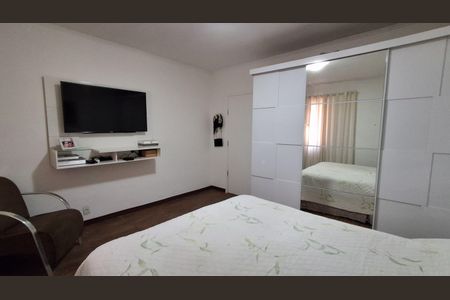 Casa à venda com 98m², 3 quartos e 4 vagasQuarto 1