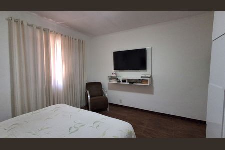 Casa à venda com 98m², 3 quartos e 4 vagasQuarto 1