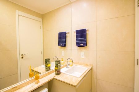 Apartamento à venda com 64m², 2 quartos e 1 vagaBanheiro do quarto 1