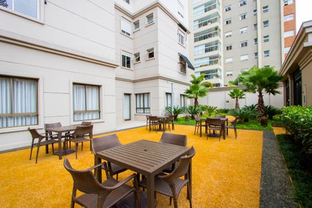 Apartamento à venda com 64m², 2 quartos e 1 vagaÁrea comum