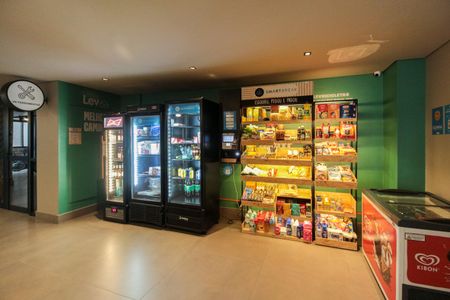 Studio à venda com 21m², 1 quarto e sem vagaMini mercado