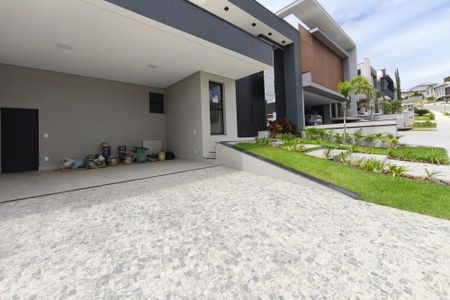 Casa de condomínio à venda com 300m², 3 quartos e 2 vagas Casa de condomínio à venda com 300m², 3 quartos e 2 vagasGaragem