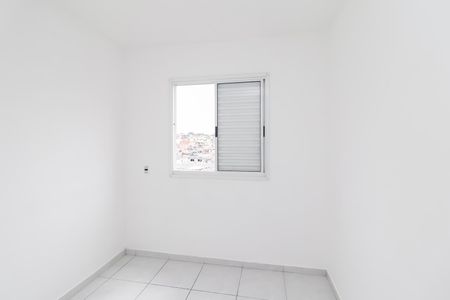 Quarto 2 de apartamento para alugar com 2 quartos, 42m² em Jardim Nélia, Ferraz de Vasconcelos