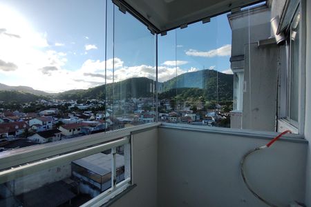 Apartamento à venda com 62m², 3 quartos e 1 vaga Apartamento à venda com 62m², 3 quartos e 1 vagaVaranda