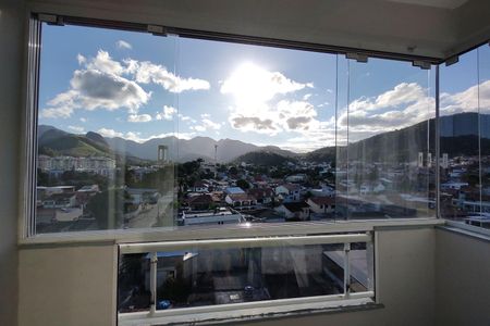 Apartamento à venda com 62m², 3 quartos e 1 vaga Apartamento à venda com 62m², 3 quartos e 1 vagaVaranda